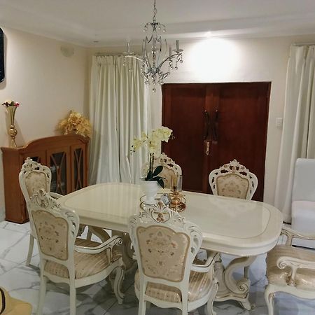 The Classic House B&B Manzini Exterior photo