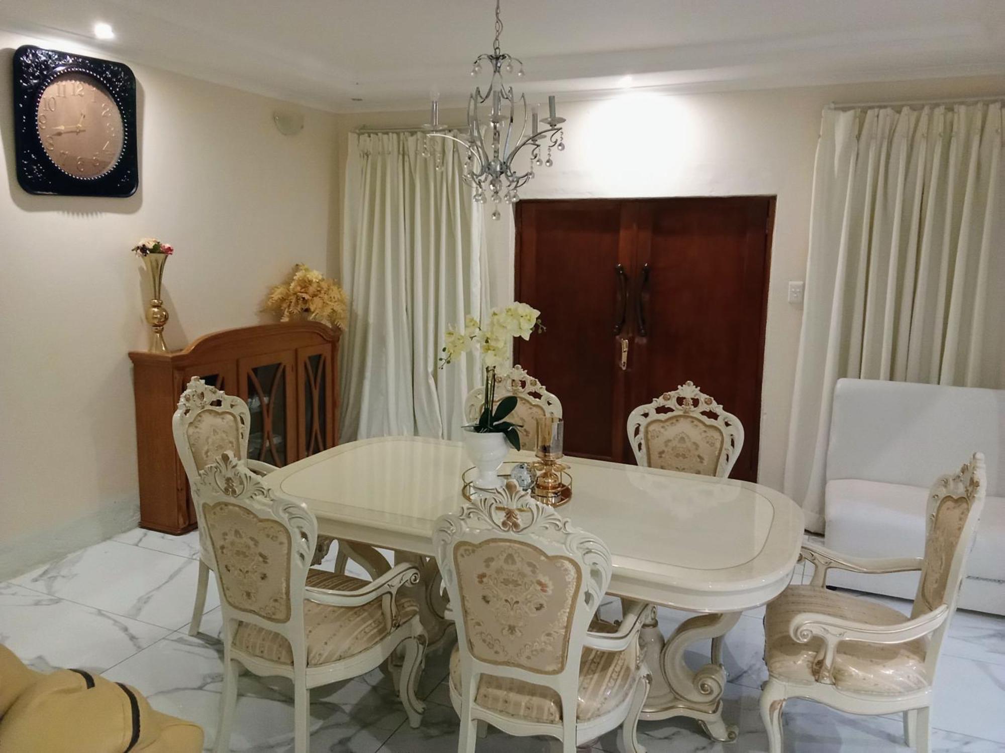 The Classic House B&B Manzini Exterior photo